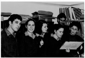 Galei Tzahal, from right to left – Amalia Rosen, Avner Rosenblum, Varda Moses, Lea Koren Olsher, Dalia Mazor, Dudu Barak, 1967.
